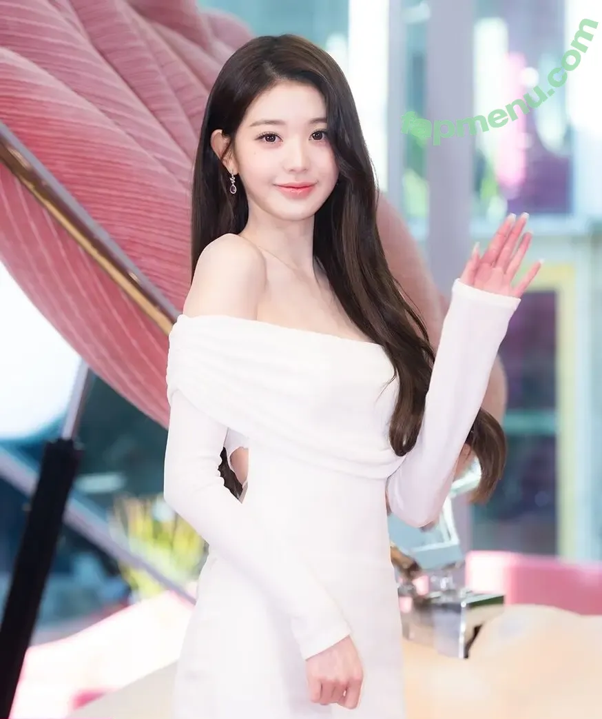 Jang Won-young nude photo #4708 (for_everyoung10 / 장원영 WONYOUNG)