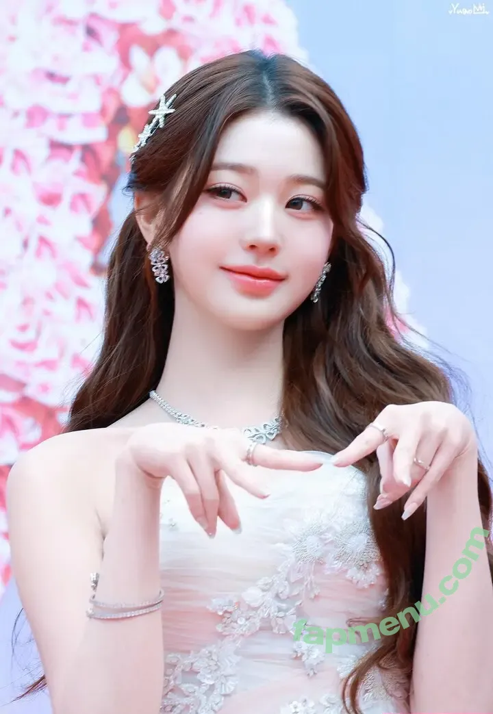 Jang Won-young nude photo #4817 (for_everyoung10 / 장원영 WONYOUNG)