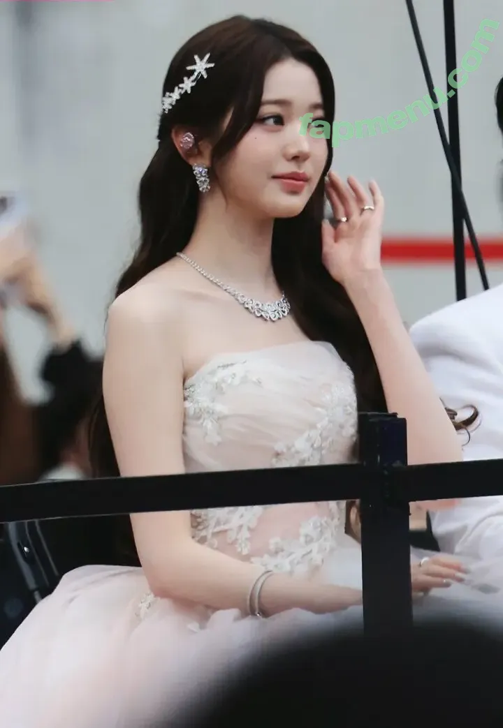 Jang Won-young nude photo #4824 (for_everyoung10 / 장원영 WONYOUNG)