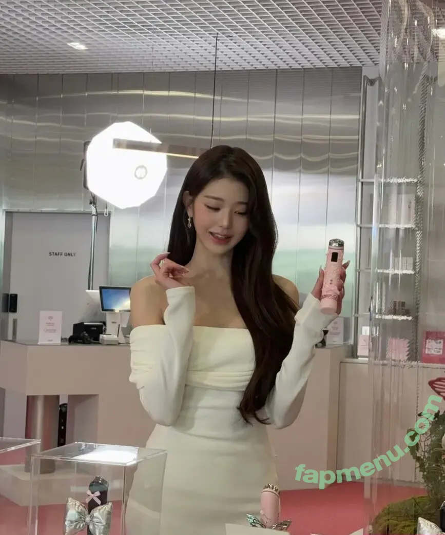 Jang Won-young nude photo #4852 (for_everyoung10 / 장원영 WONYOUNG)