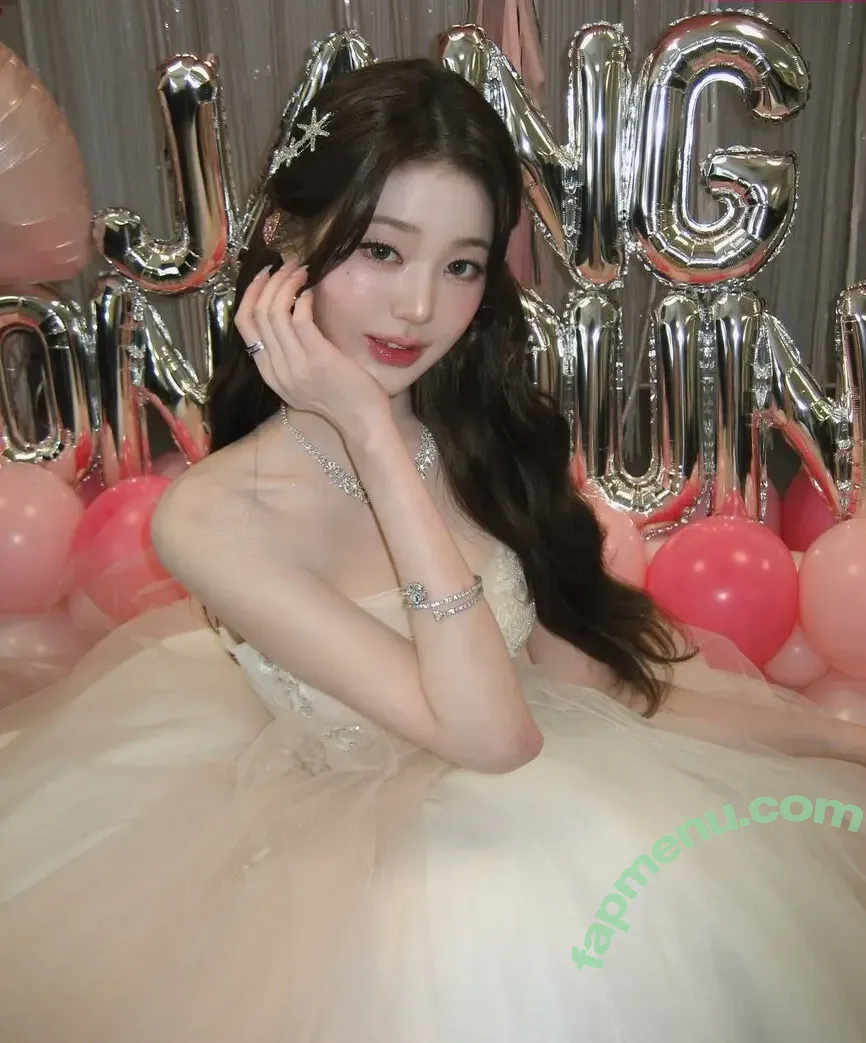 Jang Won-young nude photo #4892 (for_everyoung10 / 장원영 WONYOUNG)