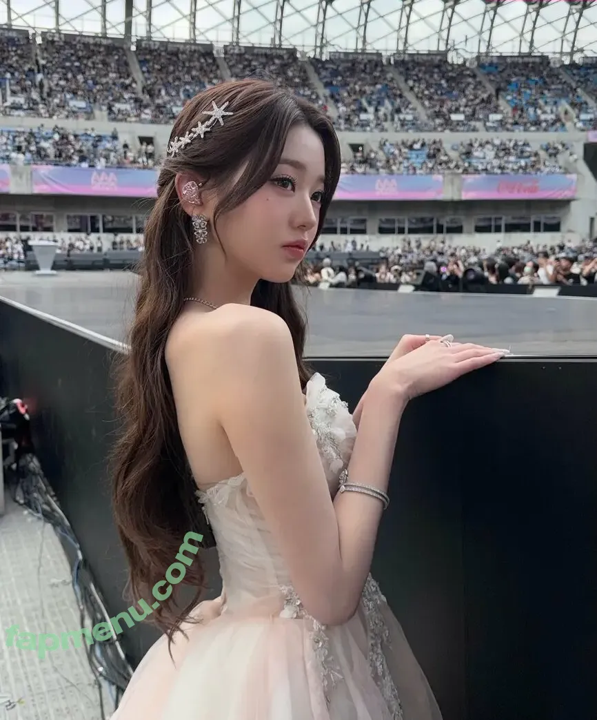 Jang Won-young nude photo #4895 (for_everyoung10 / 장원영 WONYOUNG)