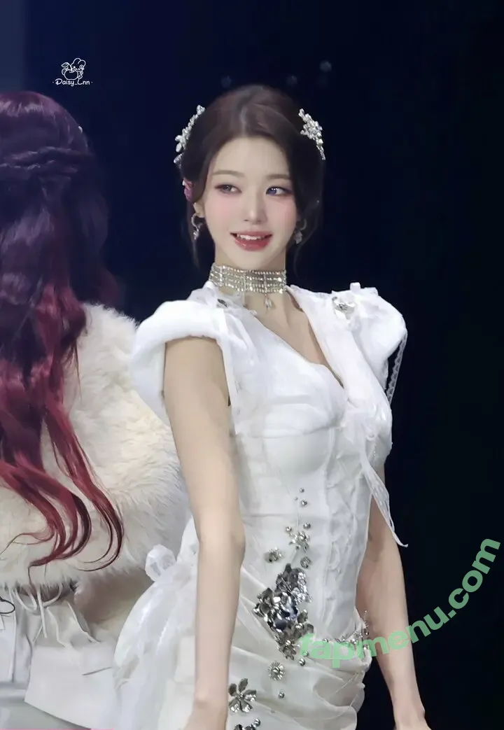 Jang Won-young nude photo #4917 (for_everyoung10 / 장원영 WONYOUNG)