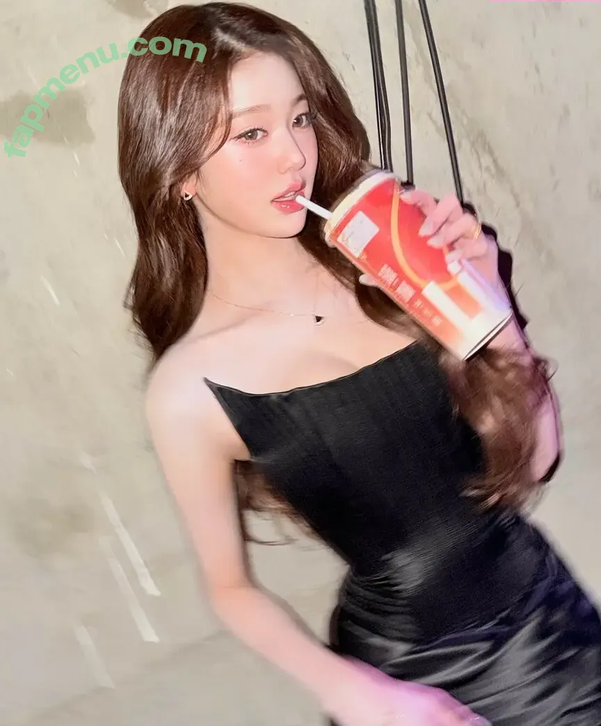 Jang Won-young nude photo #4945 (for_everyoung10 / 장원영 WONYOUNG)