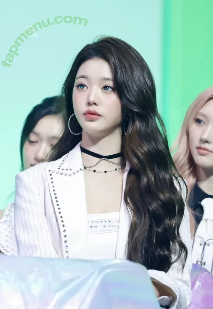 Jang Won-young nude photo #4989 (for_everyoung10 / 장원영 WONYOUNG)