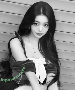 Jang Won-young / for_everyoung10 / 장원영 WONYOUNG nude photo #5132