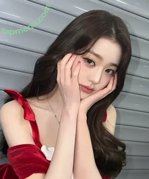 Jang Won-young / for_everyoung10 / 장원영 WONYOUNG nude photo #5135