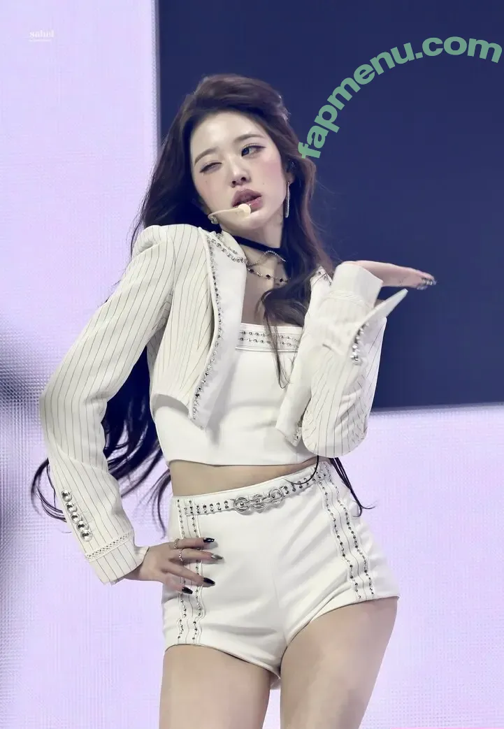 Jang Won-young nude photo #5000 (for_everyoung10 / 장원영 WONYOUNG)