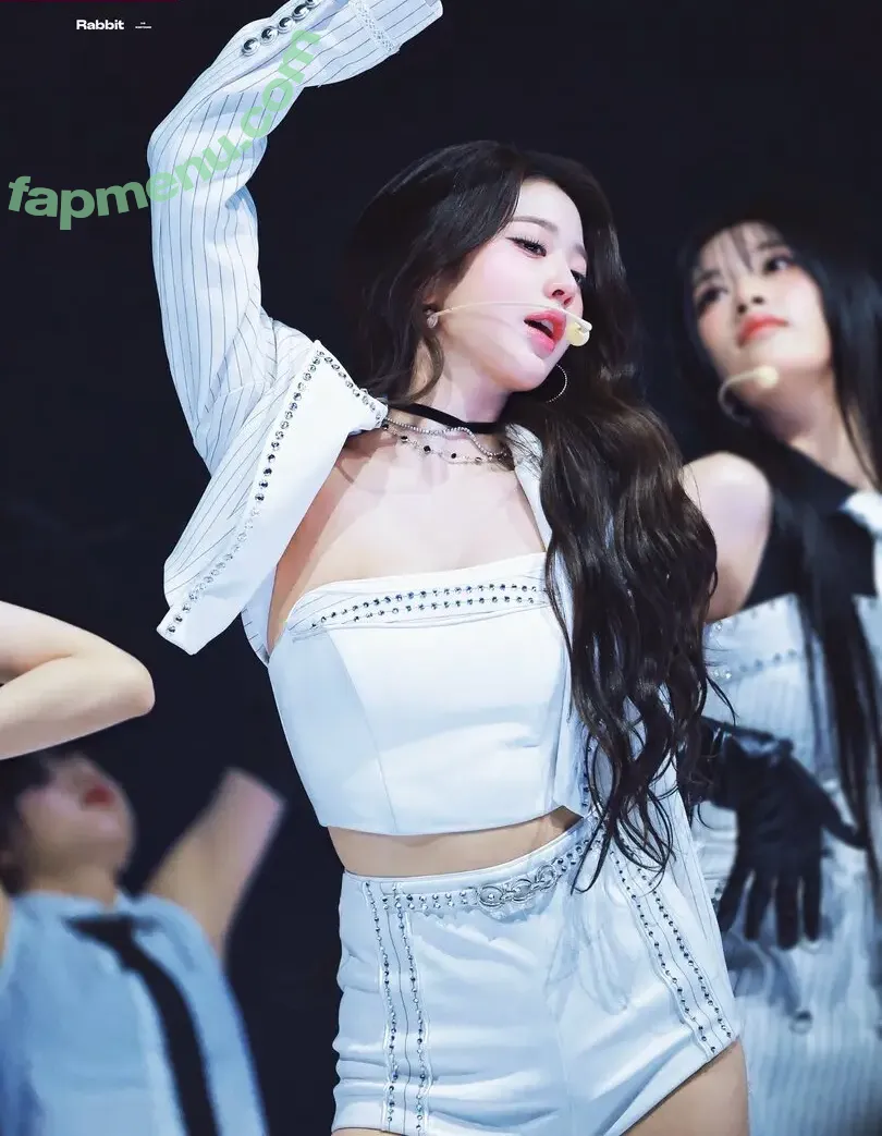 Jang Won-young nude photo #5003 (for_everyoung10 / 장원영 WONYOUNG)