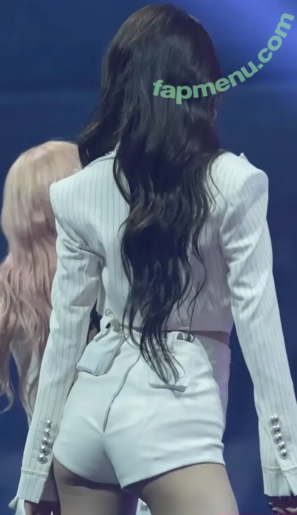 Jang Won-young nude photo #5019 (for_everyoung10 / 장원영 WONYOUNG)