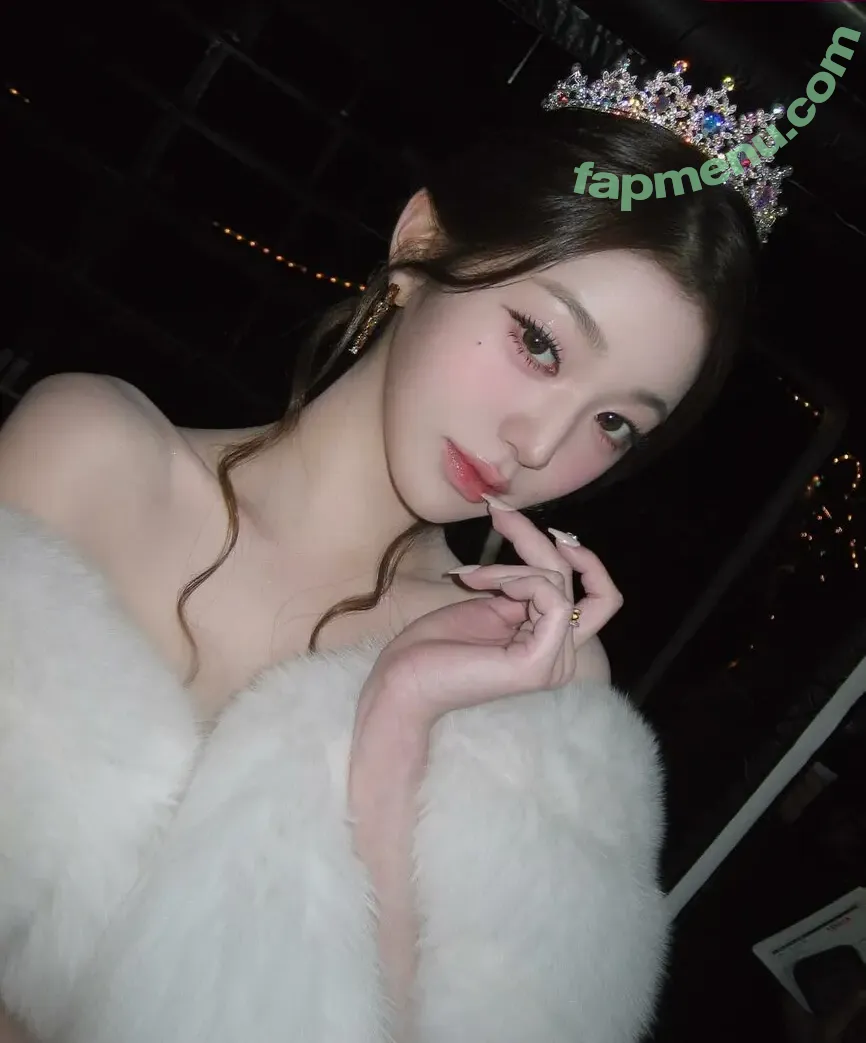 Jang Won-young nude photo #5030 (for_everyoung10 / 장원영 WONYOUNG)