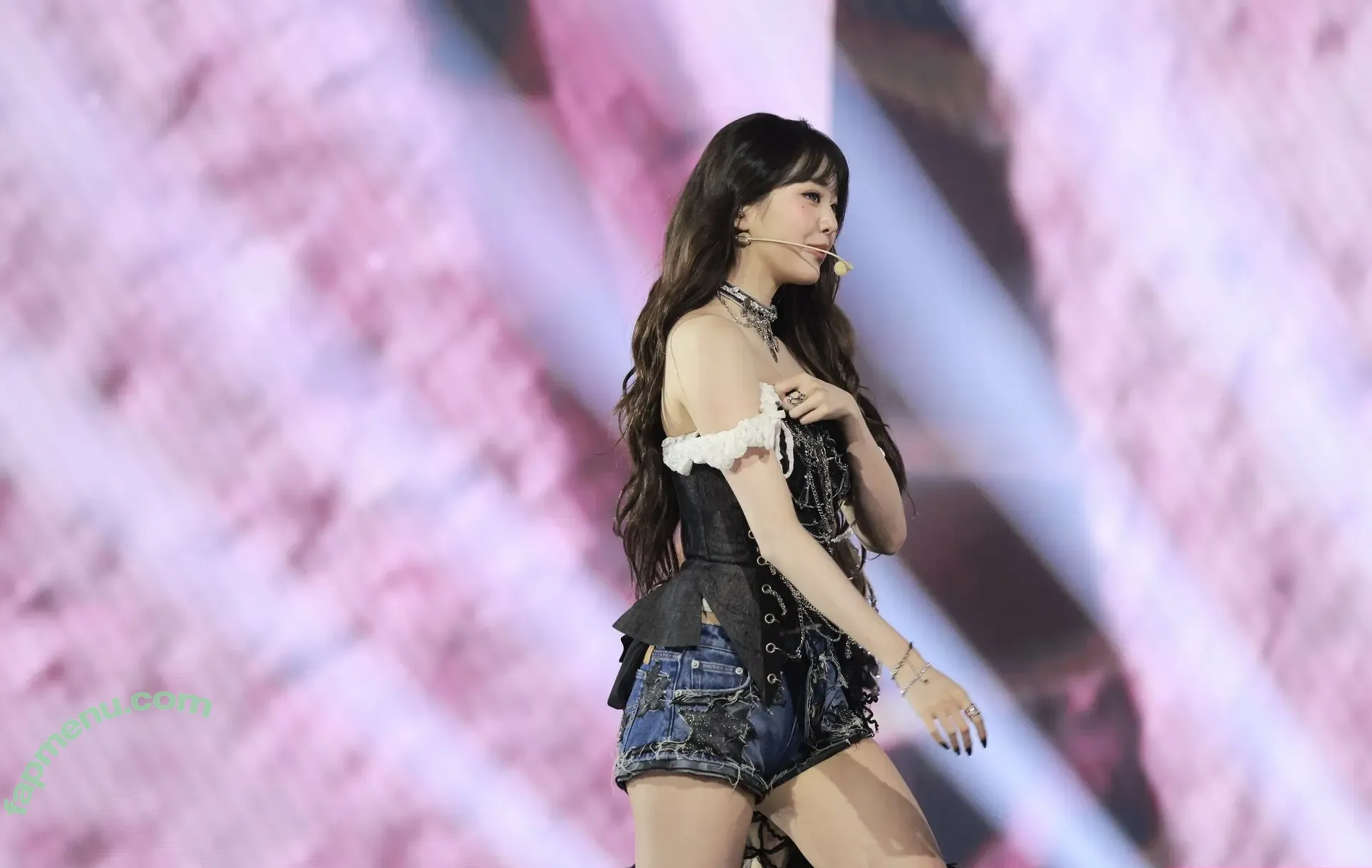 Jang Won-young nude photo #5422 (for_everyoung10 / 장원영 WONYOUNG)