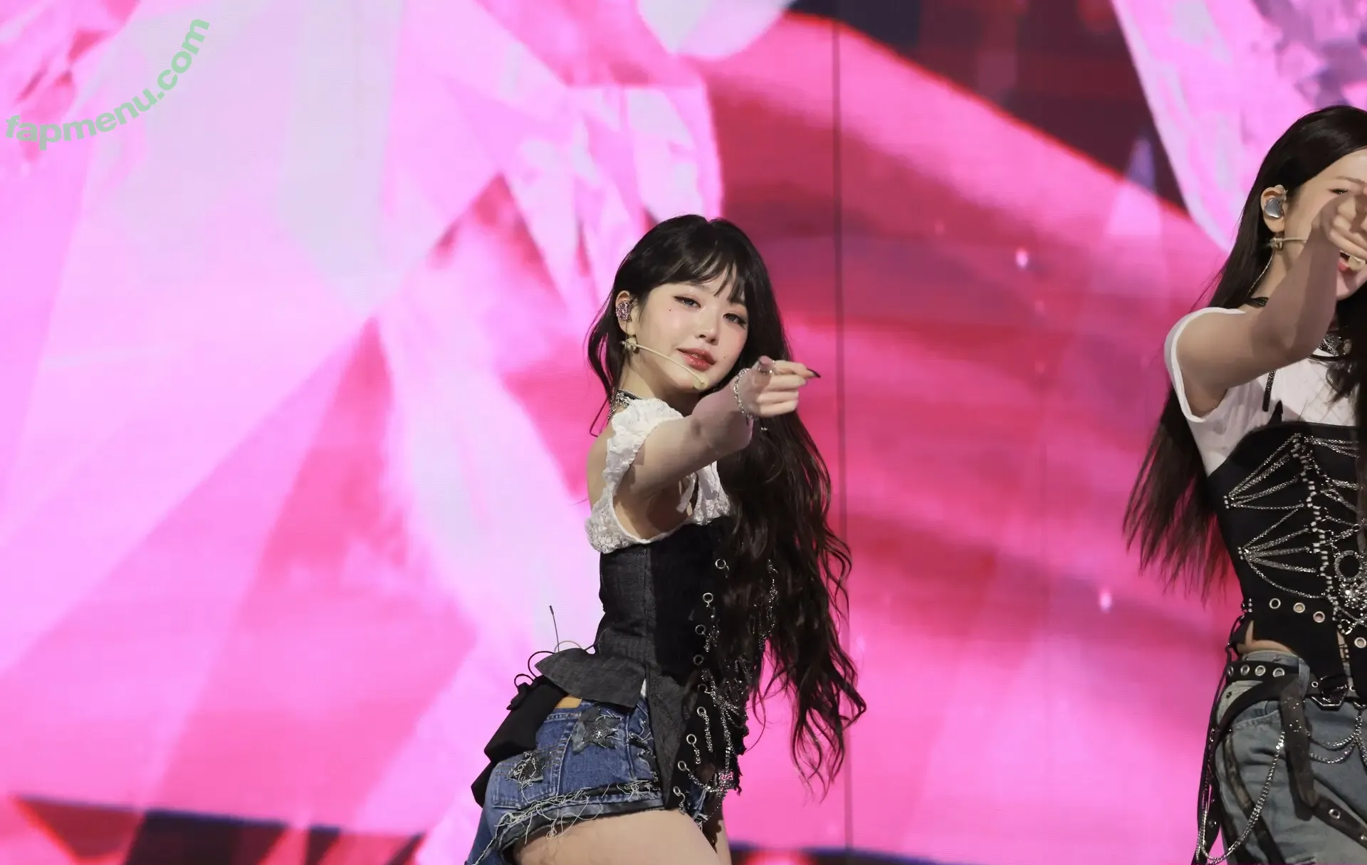 Jang Won-young nude photo #5423 (for_everyoung10 / 장원영 WONYOUNG)