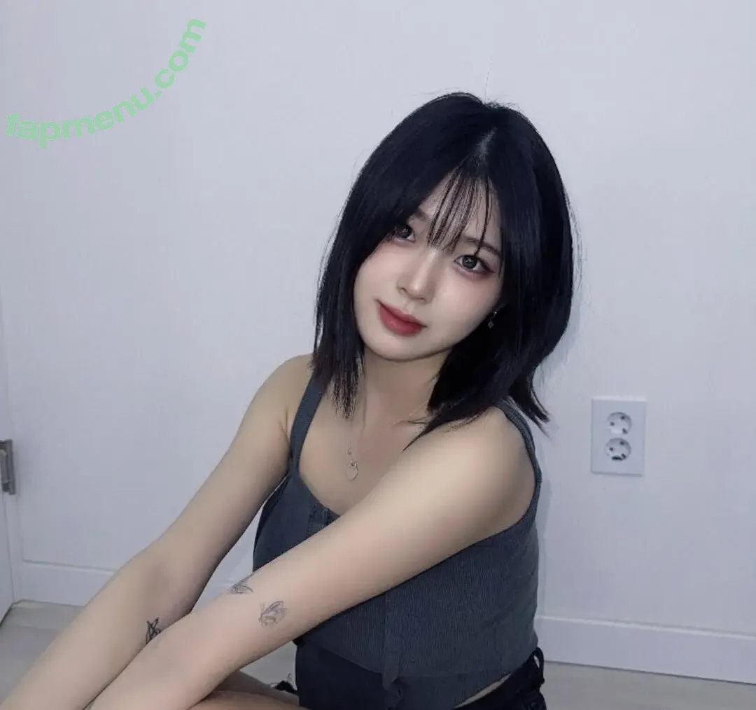 jangeunbi nude photo #0007 (jangeunbi)