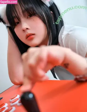  nude photo #0002