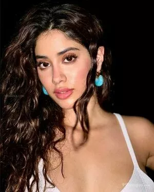 Janhvi Kapoor / janhvikapoor / janhvikapoorr nude photo #0105