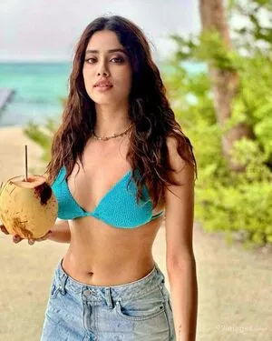 Janhvi Kapoor / janhvikapoor / janhvikapoorr nude photo #0106