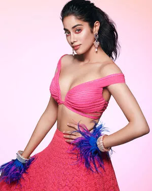 Janhvi Kapoor / janhvikapoor / janhvikapoorr nude photo #0179