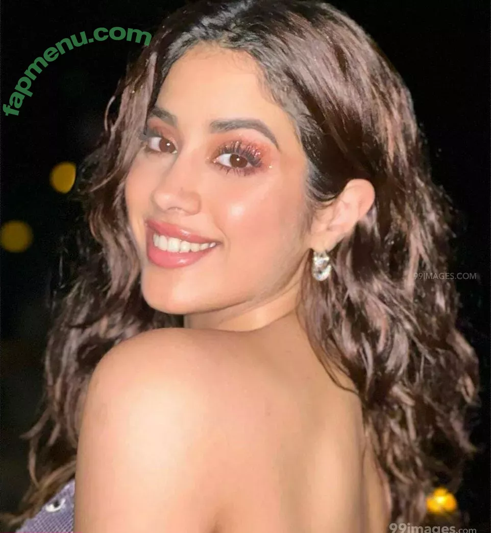 Janhvi Kapoor nude photo #0103 (janhvikapoor / janhvikapoorr)