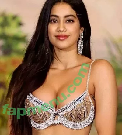 Janhvi Kapoor nude photo #0128 (janhvikapoor / janhvikapoorr)