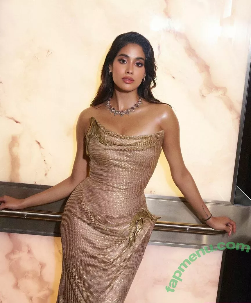 Janhvi Kapoor nude photo #0189 (janhvikapoor / janhvikapoorr)