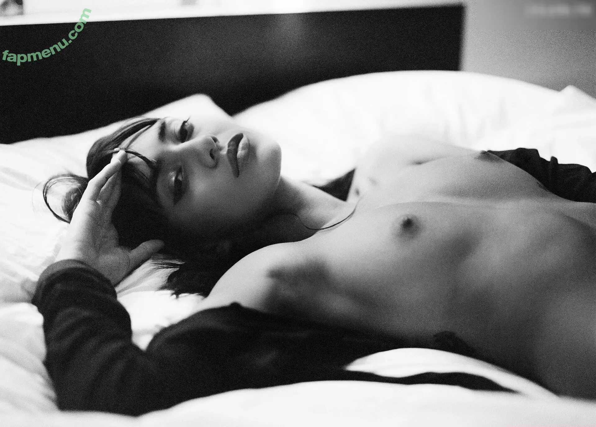 Janice Griffith nude photo #0326 (rejaniced)