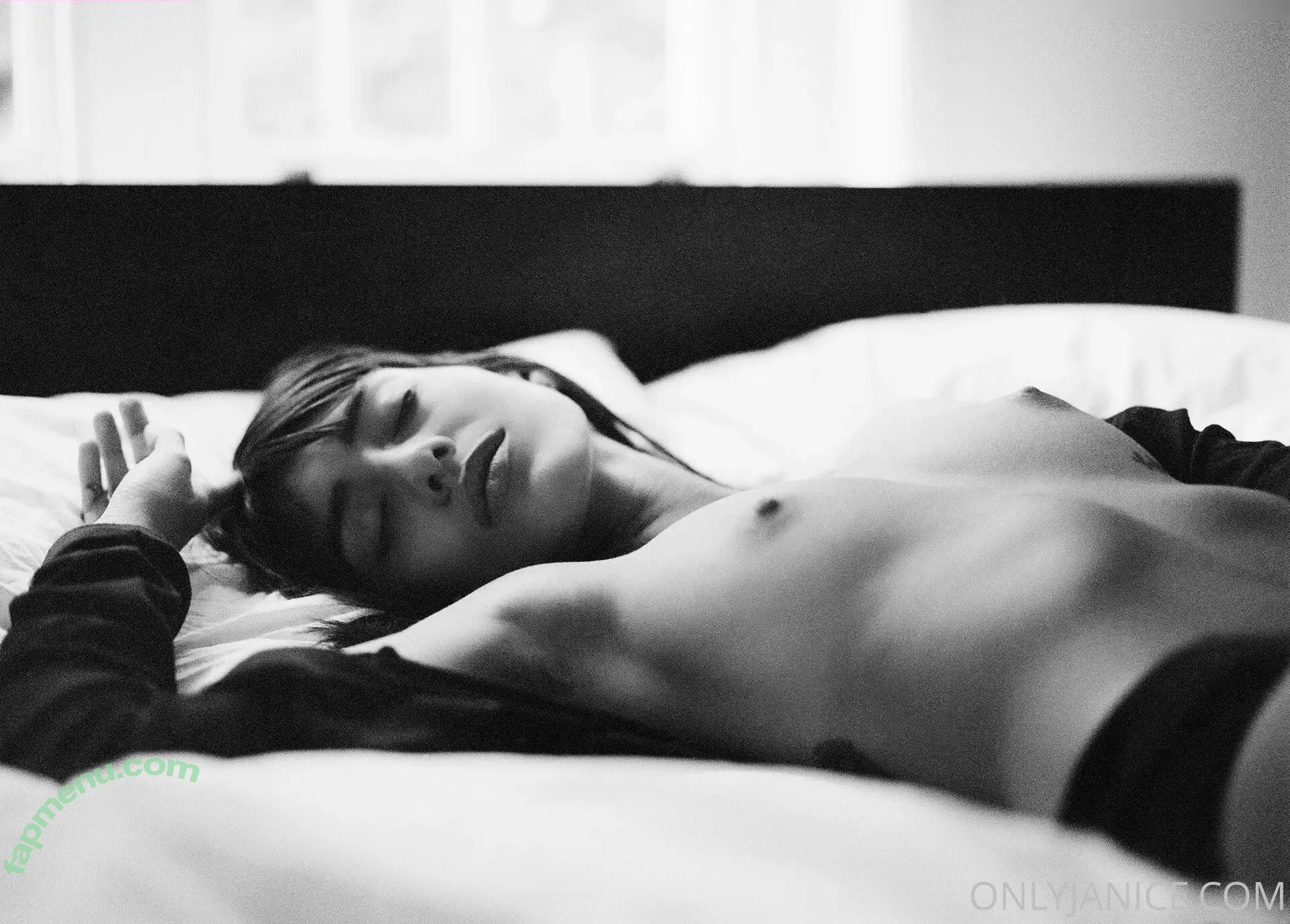 Janice Griffith nude photo #0327 (rejaniced)