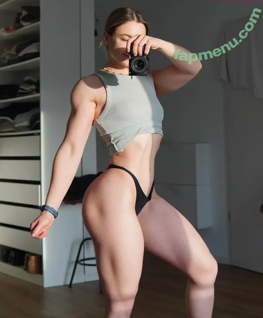 Janin Lea nude photo #0014 (Janin Lea)