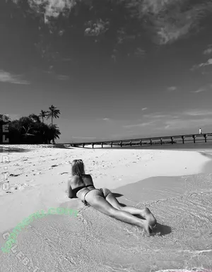 Janin Ullmann / janinullmann nude photo #0351