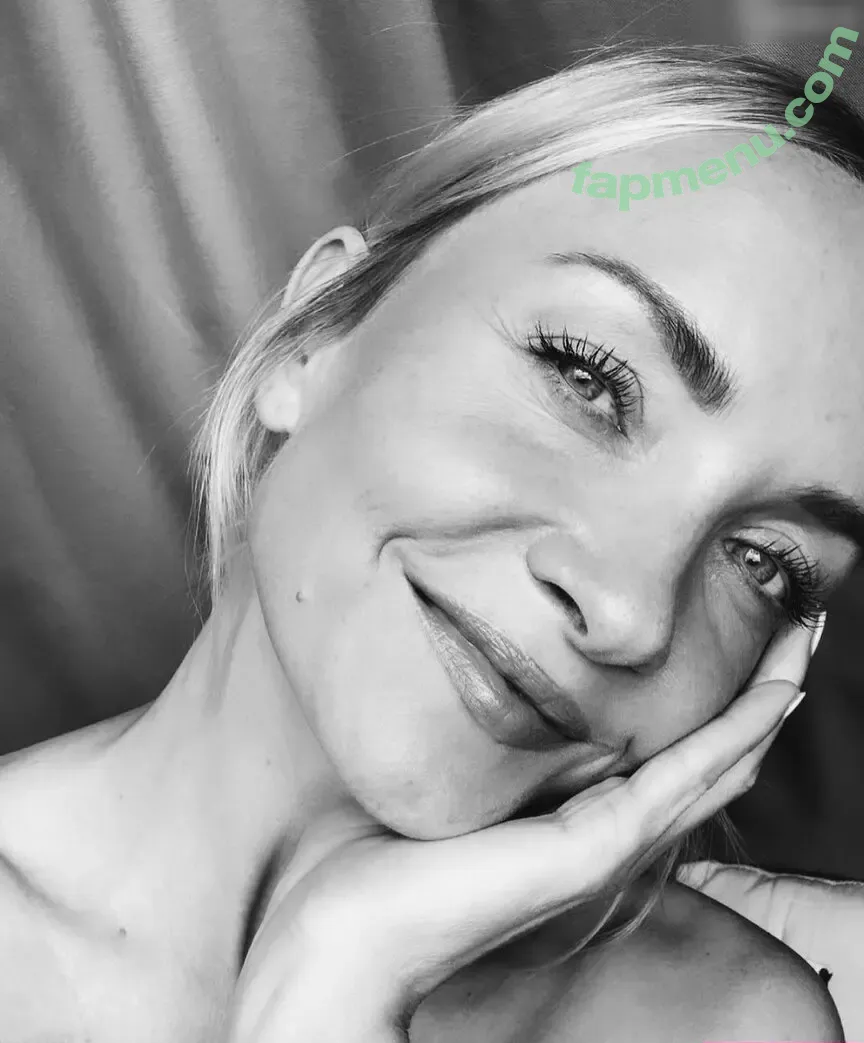 Janin Ullmann nude photo #0125 (janinullmann)