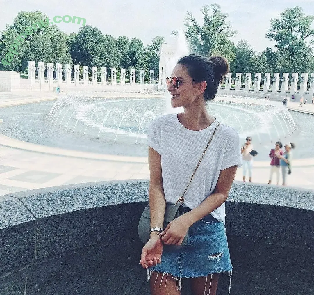 Janina Uhse nude photo #0054 (janinauhse)