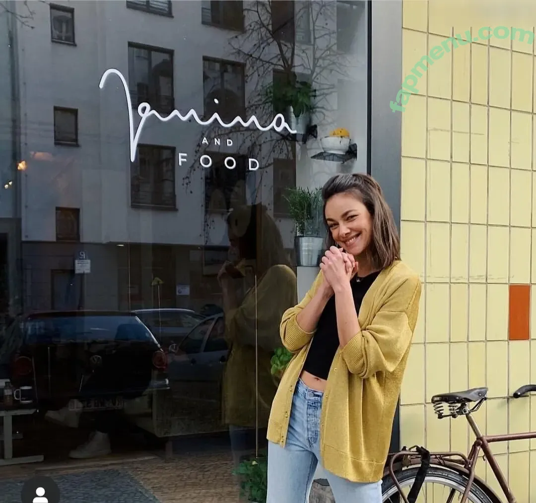 Janina Uhse nude photo #0079 (janinauhse)