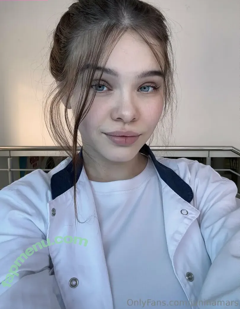 janinamars nude photo #0005 (die.janinamars)
