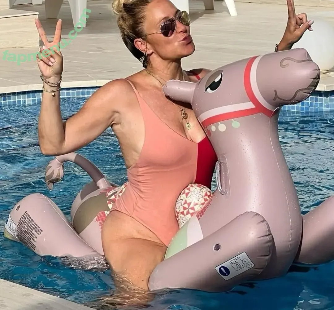 Janine Kunze nude photo #0097 (janinekunzeofficial)