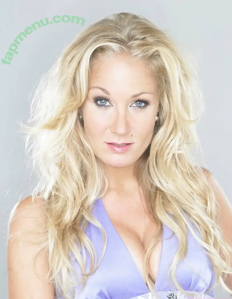 Janine Kunze nude photo #0223 (janinekunzeofficial)