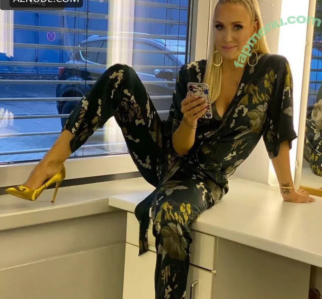 Janine Kunze nude photo #0224 (janinekunzeofficial)