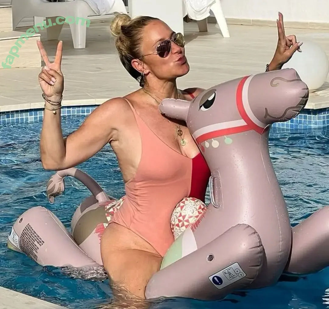 Janine Kunze nude photo #0228 (janinekunzeofficial)