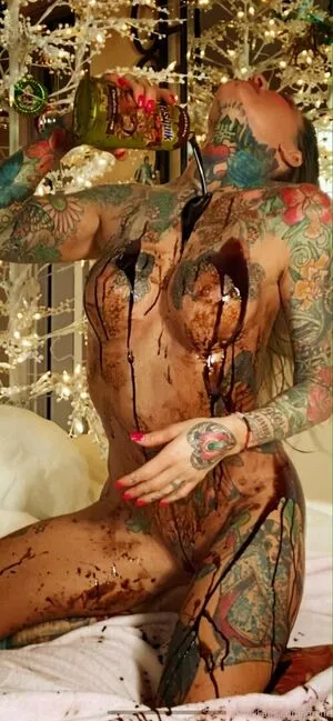 janine / jni.lx_ nude photo #0023