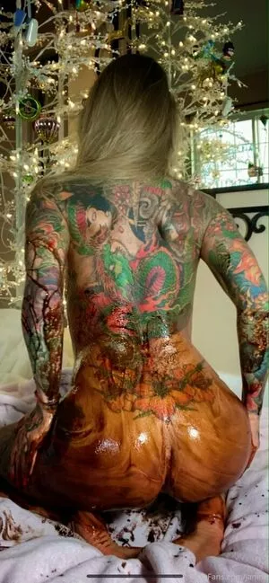 janine / jni.lx_ nude photo #0025