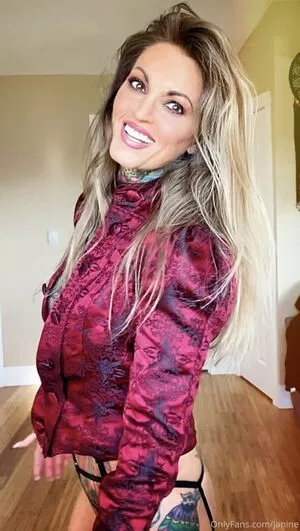 janine / jni.lx_ nude photo #0123