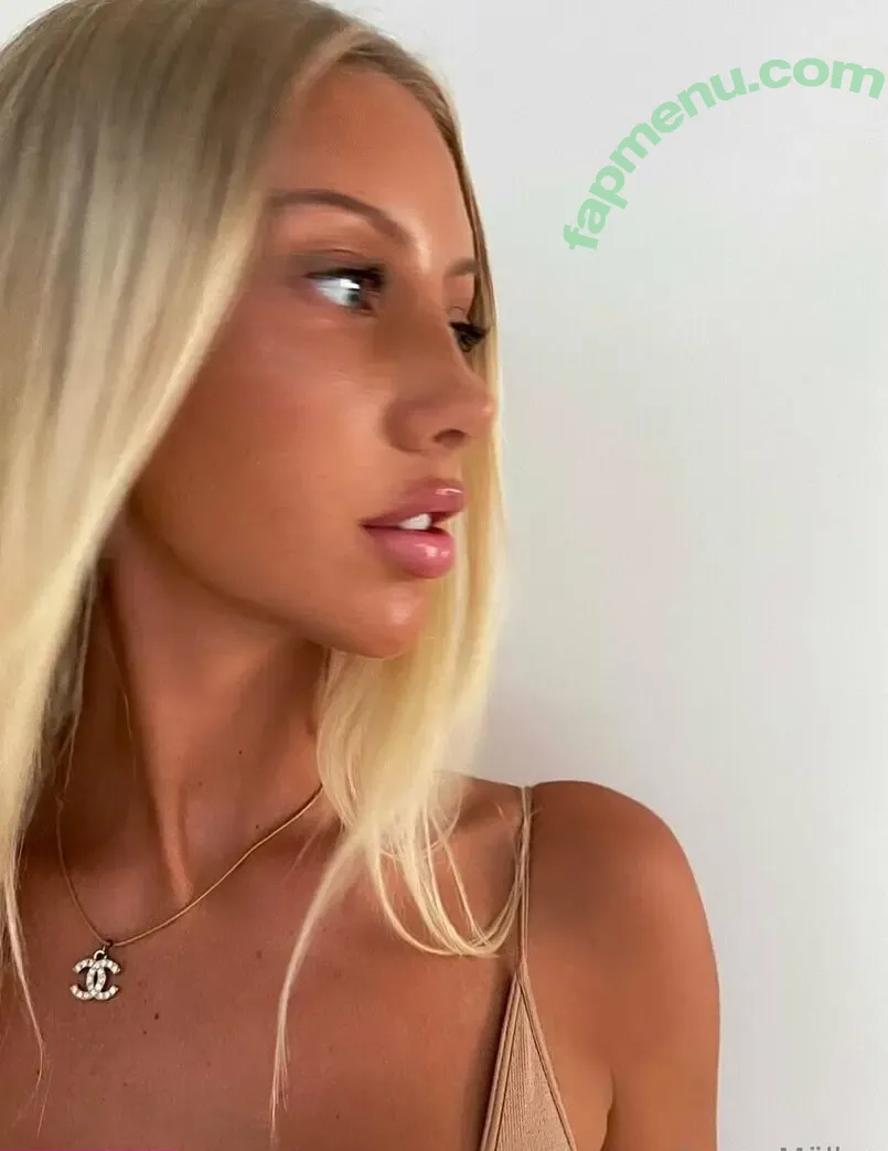 jannamoller nude photo #0021 (jannamoller)