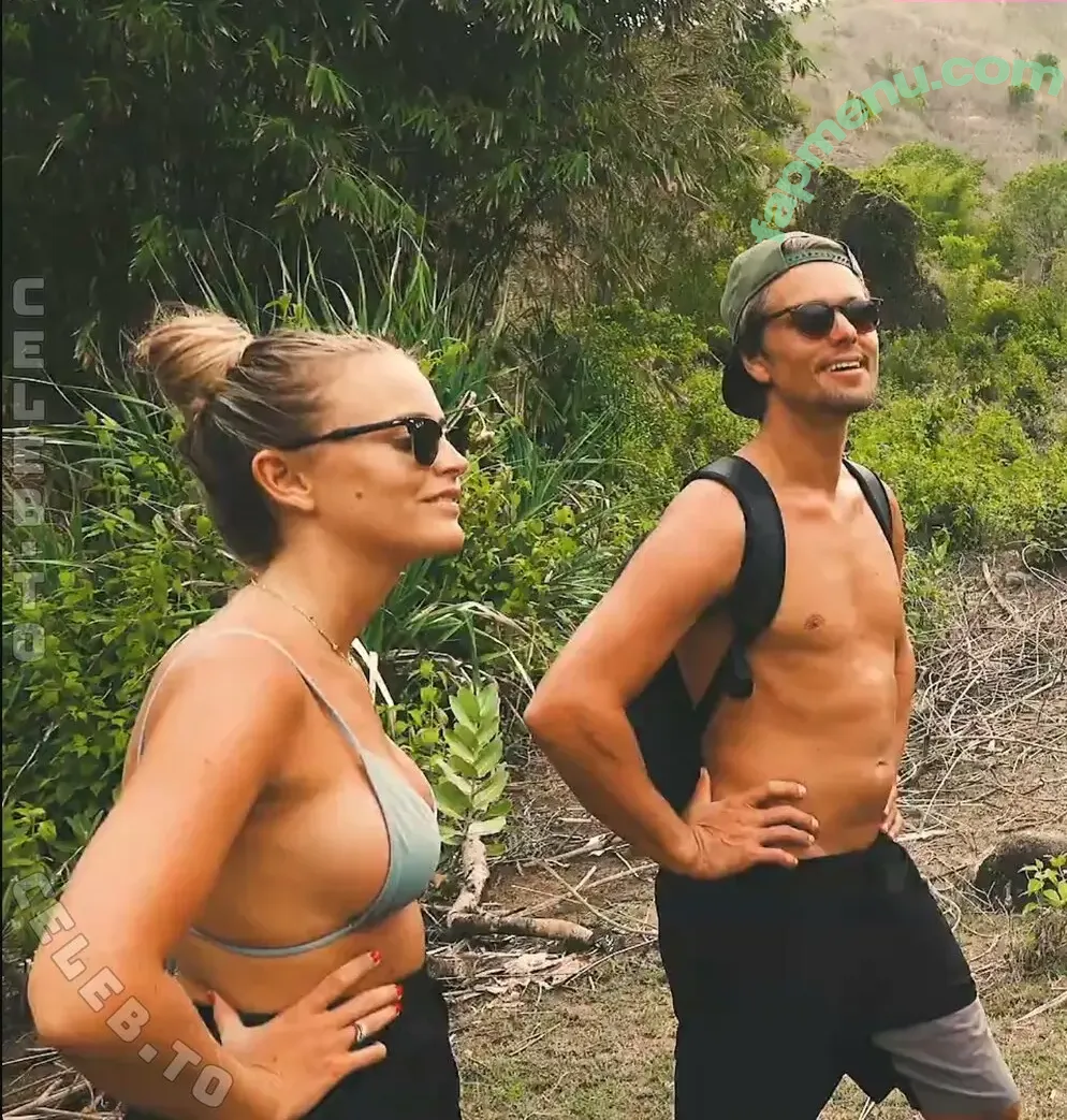 Janni Deler nude photo #0139 (JanniDeler / jannid)