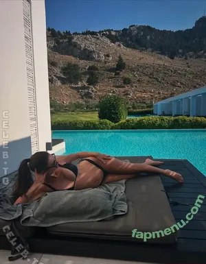 jannikalpp / unique.dancer.official nude photo #0090