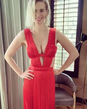 January Jones / januaryjones nude photo #0028