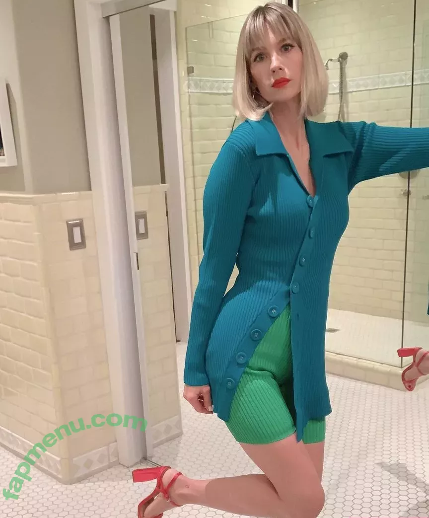 January Jones nude photo #0004 (januaryjones)