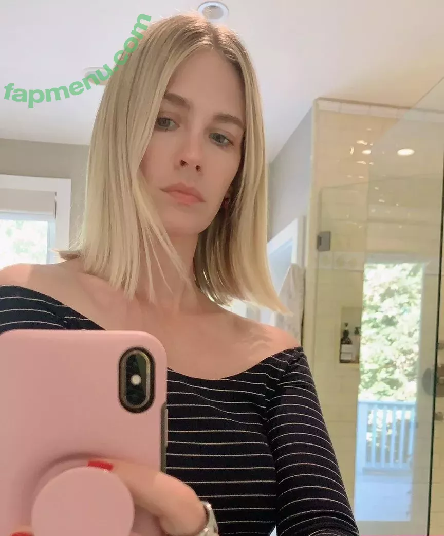 January Jones nude photo #0070 (januaryjones)