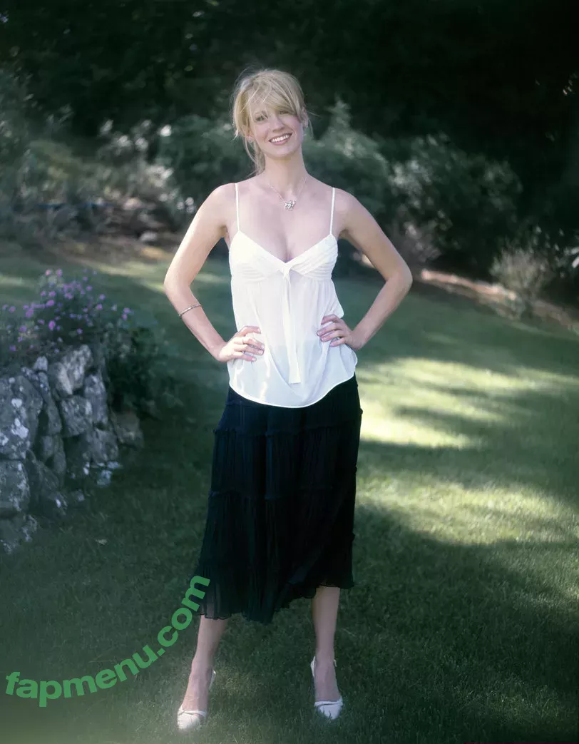 January Jones nude photo #0100 (januaryjones)