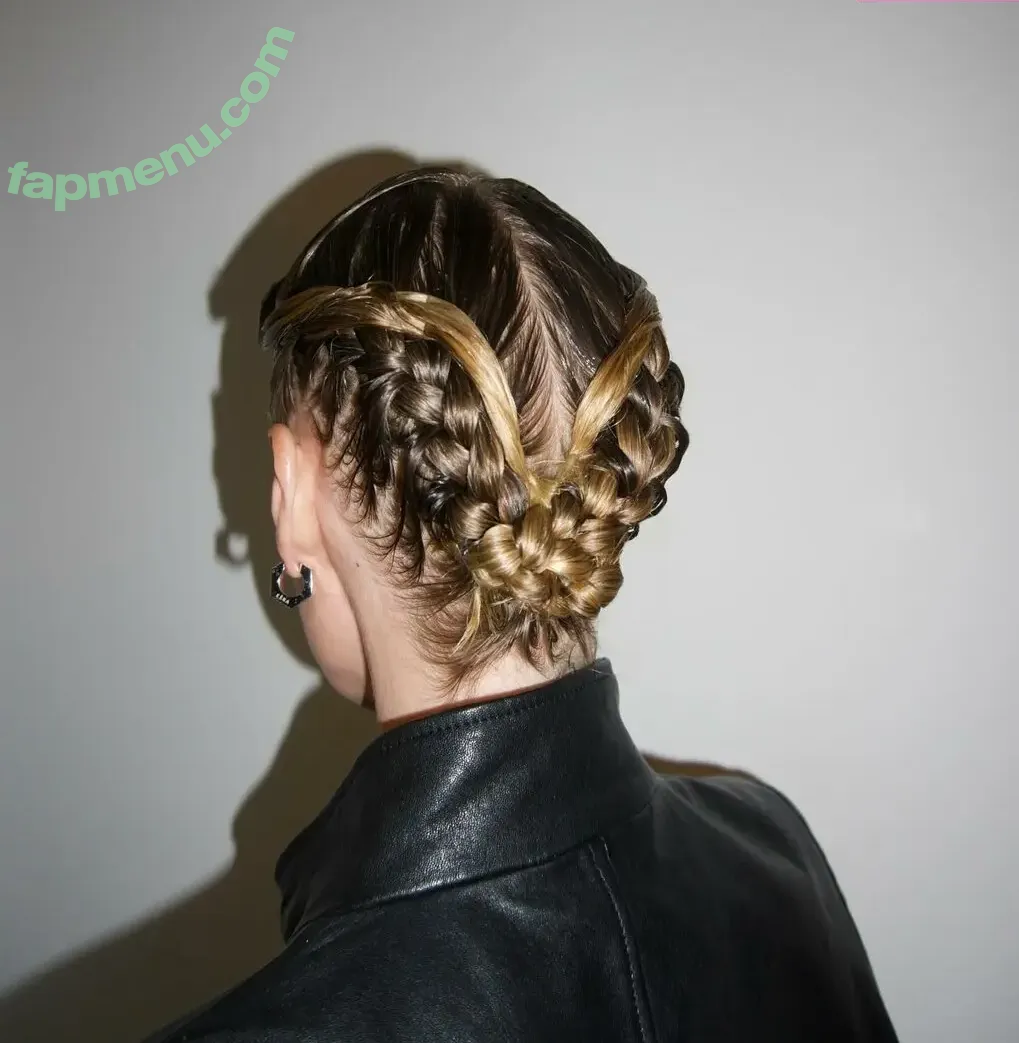 January Jones nude photo #0341 (januaryjones)