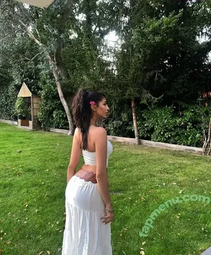  nude photo #0002
