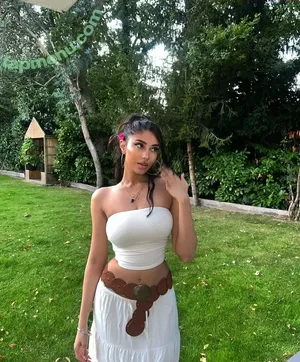  nude photo #0005